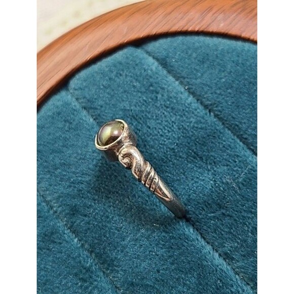 Sterling Silver Black Pearl Ring Size 7.25 Iridescent Gem Vintage Boho Style - Picture 3 of 7